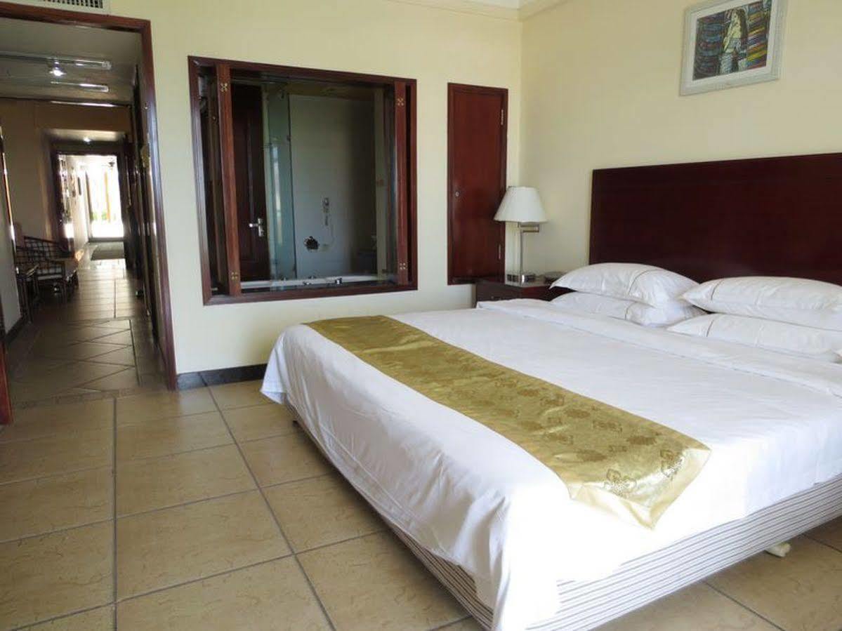 Linda Seaview Hotel Sanya Eksteriør billede